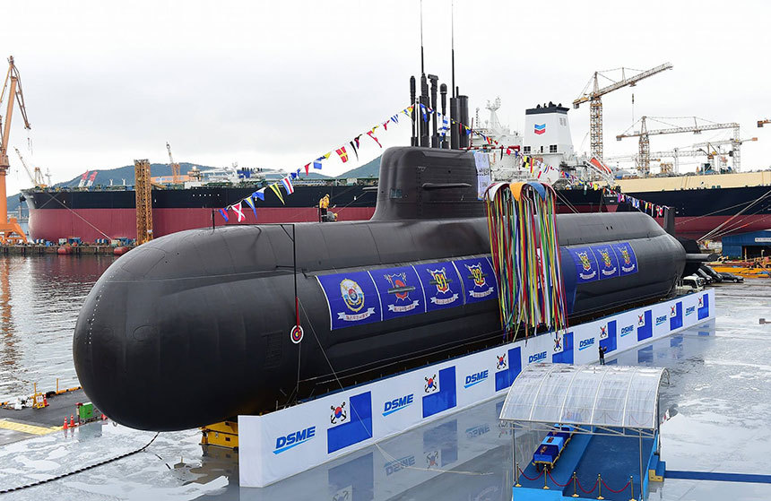 9월 14일 대한민국 최초의 자체설계 잠수함인 도산안창호함의 진수식이 거행되었다. 사진=해군