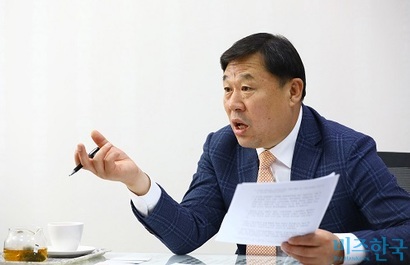 김종훈 의원은 조선해양플랜트연구원이라는 국책 연구소 설립을 정부에 강력히 요구하고 있다. 친환경, 스마트십 등 미래 선박 기술에 대비하기 위해 기존의 기업 연구소와 국책 연구소를 통합할 필요가 있다고. 사진=박은숙 기자