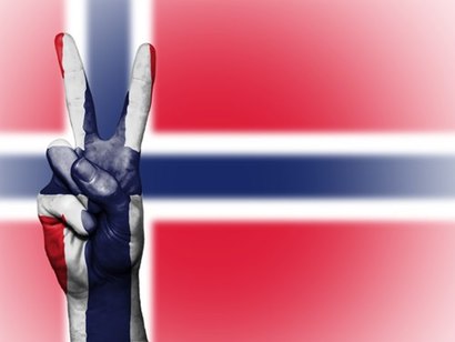 노다지가 터졌음에도 불구하고 이 돈을 한 푼도 건드리지 않고 미래를 위해 보존하고 또 심지어 잘 운용하는 나라가 있다. 이 나라는 세계 최고의 부국, 노르웨이다.
