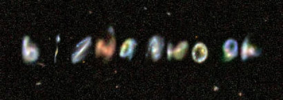 천문학자들이 갤럭시 주 프로젝트를 통해 분류한 은하들 중에서 영어 알파벳과 비슷한 모양을 한 은하들을 골라냈다. 메시지를 직접 그 알파벳에 맞는 은하로 옮겨주는 서비스를 제공한다. 이 이미지는 비즈한국(bizhankook)을 은하로 표현한 것. 누구나 직접 은하 메시지를 써볼 수 있다. 출처=http://writing.galaxyzoo.org/