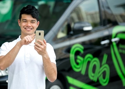 부킹닷컴이 동남아시아 대표 차량공유 서비스인 그랩(Grab)과 제휴해 교통 서비스를 시작했다. 카카오모빌리티도 베트남 서비스 진출을 위해 그랩과 손잡았다. 사진=그랩 홈페이지 캡처