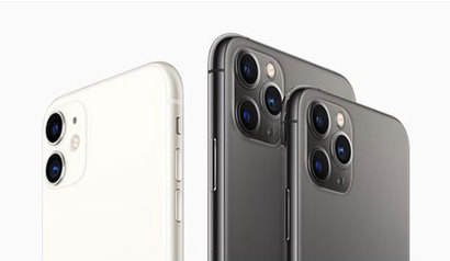 트리플 카메라를 탑재한 아이폰11은 지난해 9월 중국에 출시되자마자 사전 주문이 몰려들었다. 아이폰11(왼쪽)과 11프로. 사진=애플