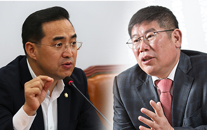 타다 무죄 선고후, 박홍근 의원(왼쪽)과 김경진 의원은 여객자동차 운수사업법 개정안 통과를 강력히 촉구하고 있다. 사진=박은숙·최준필 기자