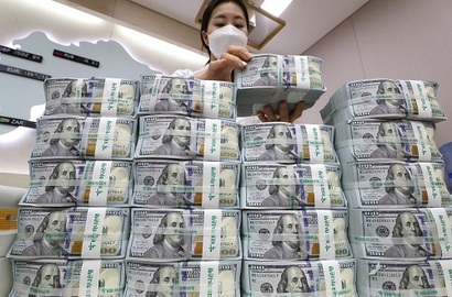 한국은행은 3월 31일 한미 통화스와프 자금을 활용한 외화대출 경쟁입찰을 실시한 결과 참여 금융기관들이 총 87억 2000만 달러를 응찰했다고 밝혔다. 사진=연합뉴스
