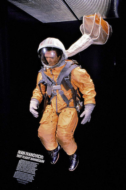 소련이 우주로 날려보냈던 마네킹 ‘이바노비치’. 지구로 돌아온 후 수습된 마네킹은 현재 스미소니언 국립항공우주박물관에 전시되어 있다. 사진=Smithsonian Institution