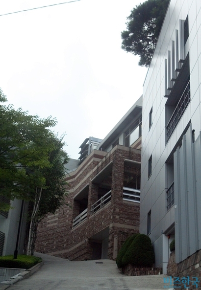 삼성미술관 리움 바로 옆에 위치한 이재용 삼성 부회장의 자택. 사진=이종현 기자