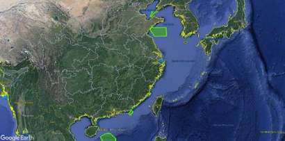 지난 22일부터 26일까지 중국 산둥성 동부에 있는 칭다오 인근 해상과 중국 랴오둥반도와 산둥반도로 둘러싸인 보하이만에 항행금지구역을 설정하고 중국해군이 대규모 실탄훈련을 진행했다. 사진=구글 어스 화면 캡처