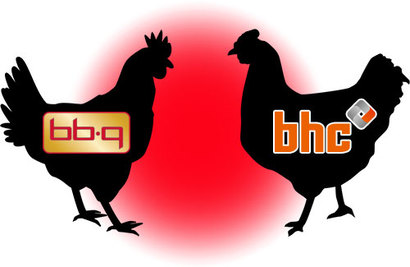 국내 치킨 프랜차이즈를 대표하는 BHC와 BBQ 두 회사의 갈등이 드라마에 비견될 만한 법적 공방으로 이어지고 있다.