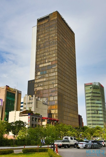 1970년부터 84년까지 삼미그룹 본사로 사용된 삼일빌딩. 사진=최준필 기자