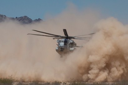CH-53K는 치누크보다도 더 높은 탑재중량을 자랑하며, 미 해병대용으로 만들어져 지상과 해상에서 전천후 작전이 가능하다. 사진=록히드마틴 제공