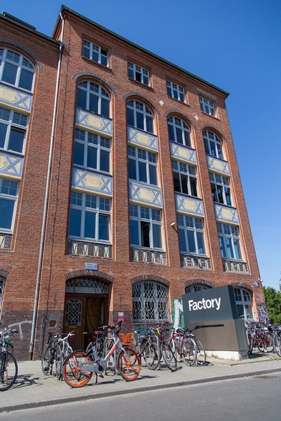 2017년 괴를리츠 공원 끝 자락에 문을 연 팩토리 베를린 두 번째 캠퍼스. 2021년 여름에는 함부르크에 세 번째 캠퍼스 ‘팩토리 함부르크’를 오픈할 예정이다. 사진=Factory Berlin 홈페이지