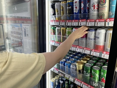 코로나19 대유행으로 홈술 시장이 커지며 편의점 맥주 판매량이 급증했다. 사진=박해나 기자
