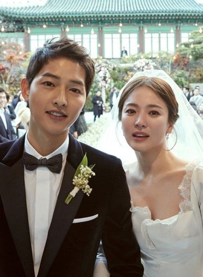 송중기·​송혜교 씨의 결혼 당시 모습. 사진=비즈한국 DB