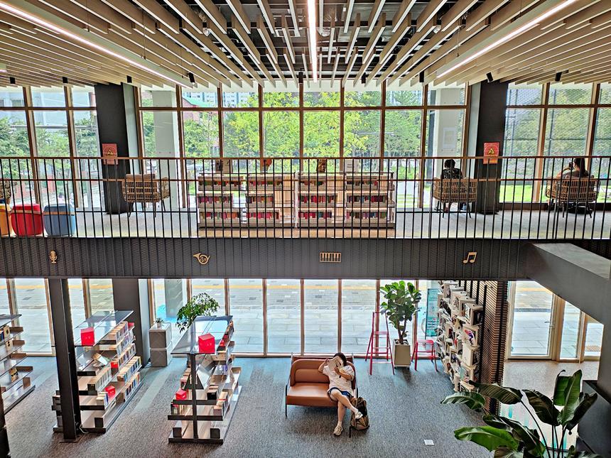작년 6월 문을 연 의정부 음악도서관은 음악과 책, 공간이 어우러진 국내 최초의 음악 전문 도서관이다. 사진=구완회 제공