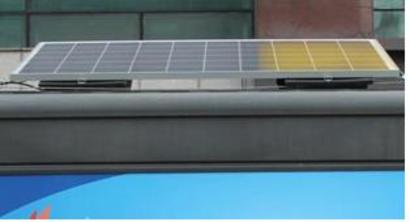 2015년 서울시는 버스정류장 가판대에 태양광 미니발전소를 설치할 계획을 마련했다. 사진=서울특별시