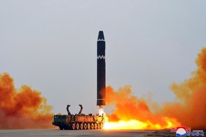 북한이 발사한 화성-15. 사진=조선중앙통신 화면 캡처