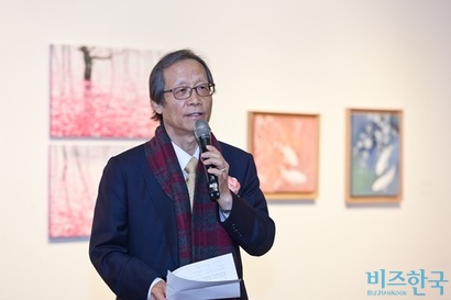 신상철 일요신문사 대표이사는 “예술의 본질에 충실하지만 저평가된 작가들을 발굴하고 이들을 응원하기 위해 이번 전시를 마련했다”고 기획 의도를 밝혔다. 사진=최준필 기자