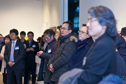 비즈한국과 일요신문에 소개된 작가 28명이 이번 전시에 참여했다. 사진=최준필 기자