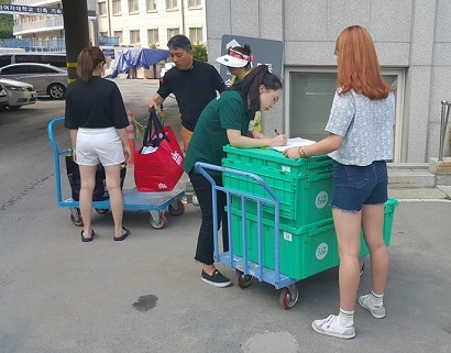 ‘짐좀’은 박스 단위로 짐을 맡길 수 있어 공간을 통째로 빌리는 것과 비교해 저렴한 비용으로 장기간 보관이 가능하다. 사진=짐좀 페이스북