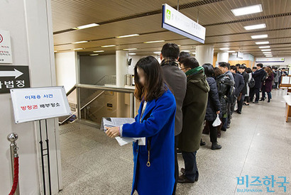 일각에서는 이재용 삼성전자 부회장 선고재판의 TV 생중계 도입 여부를 보면 선고의 큰 그림을 내다볼 수 있다는 추측도 나온다. 사진=최준필 기자