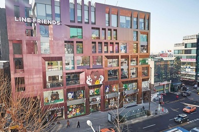지난 2월부터 라인프렌즈 스토어 직원들이 케이텍맨파워로 소속을 변경했다. 사진은 라인프렌즈 스토어 이태원점. 사진=라인프렌즈