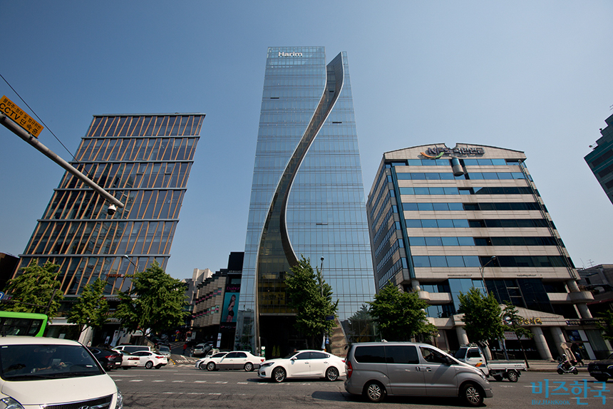 서울 강남 도산대로에 위치한 하림타워(하림그룹 본사). 사진=고성준 기자