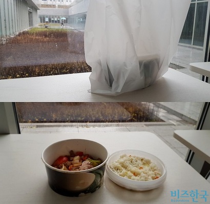 송도국제도시에 위치한 연세대학교 국제캠퍼스 내 도서관 건물에서 배달받은 하와이안 찹스테이크 라이스. 배달까지 31분이 소요됐다. 송도 서비스 초기 프로모션 수량이 소진되자 밀려오던 주문이 줄었다. 사진=박현광 기자