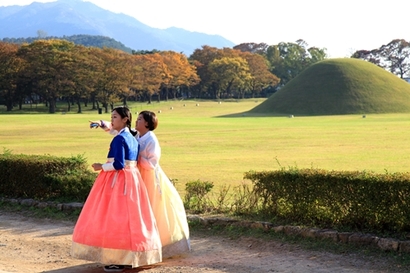 구도심 곳곳에 흩어져 있는 능선의 곡선을 지나치며 걷다 보면 옛 친구 손잡은 듯, 엄마 품에라도 안긴 듯 마음이 편안하고 따뜻해진다. 사진=이송이 기자