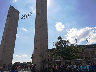 헤르타 BSC 베를린 홈 경기장인 올림픽 스타디움. 이날 6만 여 명의 인파가 관중석을 채웠다. 사진=박진영 제공