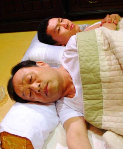 어릴 적 보육원에 복수를 맡긴 일 때문에 복수가 소매치기가 되었다고 생각해 마음이 아픈 아버지 중섭, 중섭의 주사와 폭력을 견디지 못해 복수를 버리고 도망갔으나 성인이 된 복수가 가져다주는 돈은 마다하지 않는 유순, 복수 때문에 사고로 손가락을 잃어 이를 아득바득 갈며 복수를 쫓는 박정달 형사. 하나하나 짠하고 사연이 있다. 사진=MBC 홈페이지