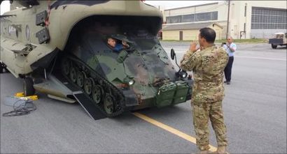 비젤2 공수장갑차의 경우 C-130 수송기에 4대까지 탑재가 가능하며, 우리 육군이 운용중인 CH-47 치누크 수송헬기의 경우 2대까지 실을 수 있다. 사진=라인메탈사 제공