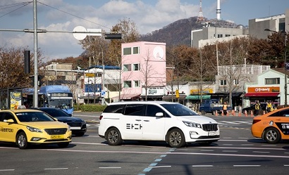 택시와 플랫폼 사업자 간 경쟁이 연초부터 뜨겁다. 사진=임준선 기자