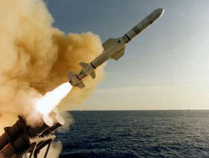 1977년부터 미 해군에 배치된 하푼은 꾸준한 성능개량을 통해 베스트셀러 대함미사일로 성장했다. 사진=미 해군 제공