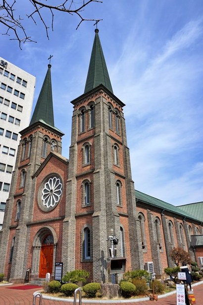 1902년 고딕 스타일을 가미한 로마네스크 양식으로 완공된 계산성당. 사진=구완회 제공