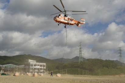 ka-32는 다른 외국산 헬기들과 달리 과도한 운용 유지비와 수리비용도 문제로 꼽히고 있다. 사진=산림청 산림항공본부 제공