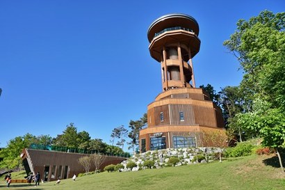 수원의 자매도시인 독일 프라이부르크에서 온 프라이부르크 전망대. 사진=구완회 제공