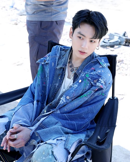 단독] BTS 정국, 40억 원대 용산시티파크 아파트 친형에 증여 | 비즈한국