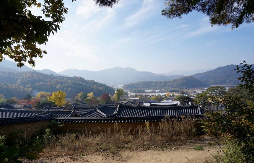 600여 년의 역사를 자랑하는 성주 한개마을. 여전히 사람들이 살고 있는 75채의 전통가옥은 대부분 18~20세기 초반에 걸쳐 지어졌다. 사진=구완회 제공