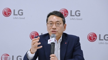 조주완 LG전자 사장이 CES 2023 기자회견에서 미래 비전과 사업 경쟁력 강화 전략을 설명하는 모습. 사진=LG전자 제공