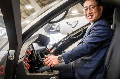 유영상 SK텔레콤 CEO가 조비 에비에이션의 UAM 항공기에 탑승한 모습. 사진=SKT 제공