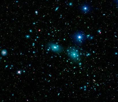 1000여 개의 은하들이 모여 이루어진 거대한 머리털자리 은하단. 사진=NASA/JPL-Caltech/L. Jenkins(GSFC)