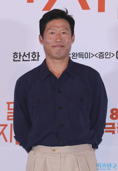 배우 유해진이 지난달 27일 성북동 단독주택을 45억 원에 매입했다. 사진=박정훈 기자