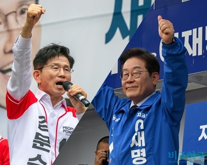 선거운동을 벌이고 있는 국민의힘 김문수 후보(왼쪽)와 더불어민주당 이재명 후보(오른쪽). 사진=박은숙 기자