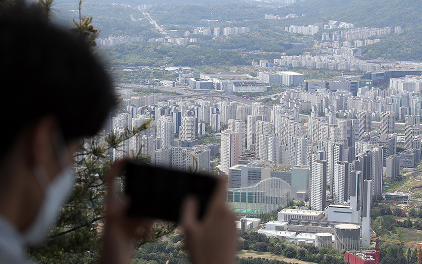 경기도 광주 남한산성에서 바라본 위례신도시 아파트의 모습. 사진=연합뉴스