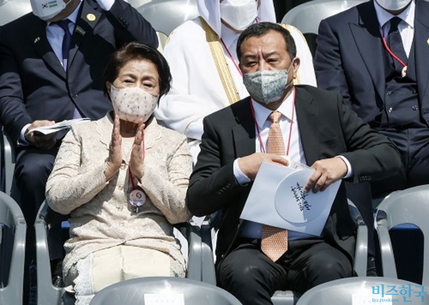 [단독] 전두환 아들 전재국, 출판사 이름·사업목적 변경…오토바이 사업 진출하나