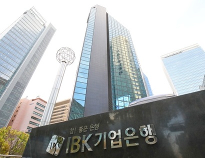 IBK기업은행이 2025년 상반기 연결 기준 당기순이익 1조 5086억 원을 기록해 전년보다 8.2% 늘었다. 사진=임준선 기자