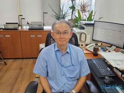 미국 FDA에서 임상약리 심사관·팀장을 역임한 이장익 서울대학교 약학대학 교수는 조인트스템의 품목허가 반려를 두고 식약처가 안전성과 유효성에 매몰돼 의약품 본연의 가치를 외면하고 있다고 지적했다. 사진=최영찬 기자
