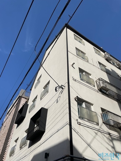 서울시 사회주택에서 보증금 미반환 사태가 발생했다고 비즈한국이 보도한 지 5개월 만에 서울시가 해당 사회주택(사진)을 매입하겠다는 방침을 밝혔다. 사진=전다현 기자