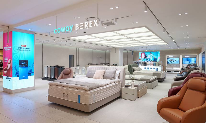 롯데백화점 구리점에 마련된 코웨이 갤러리. 코웨이는 지난해 신세계백화점과 롯데백화점, 올해 8월 현대백화점까지 입점해 국내 주요 3대 백화점 모두에서 코웨이 갤러리를 운영하게 됐다. 사진=코웨이 제공