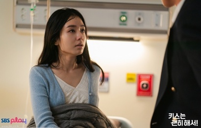 캔디형 여주인공은 항상 가난하고, 사연이 많으며, 또 결정적으로 자주 아파야 한다. 고다림 역시 여러 번 쓰러지며 공지혁에 의해 구해진다. 사진=SBS 제공